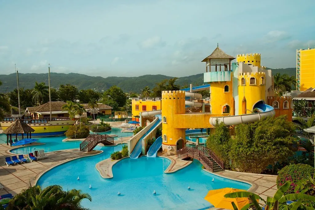 Sunscape Splash Montego Bay Resort And Spa 4*,